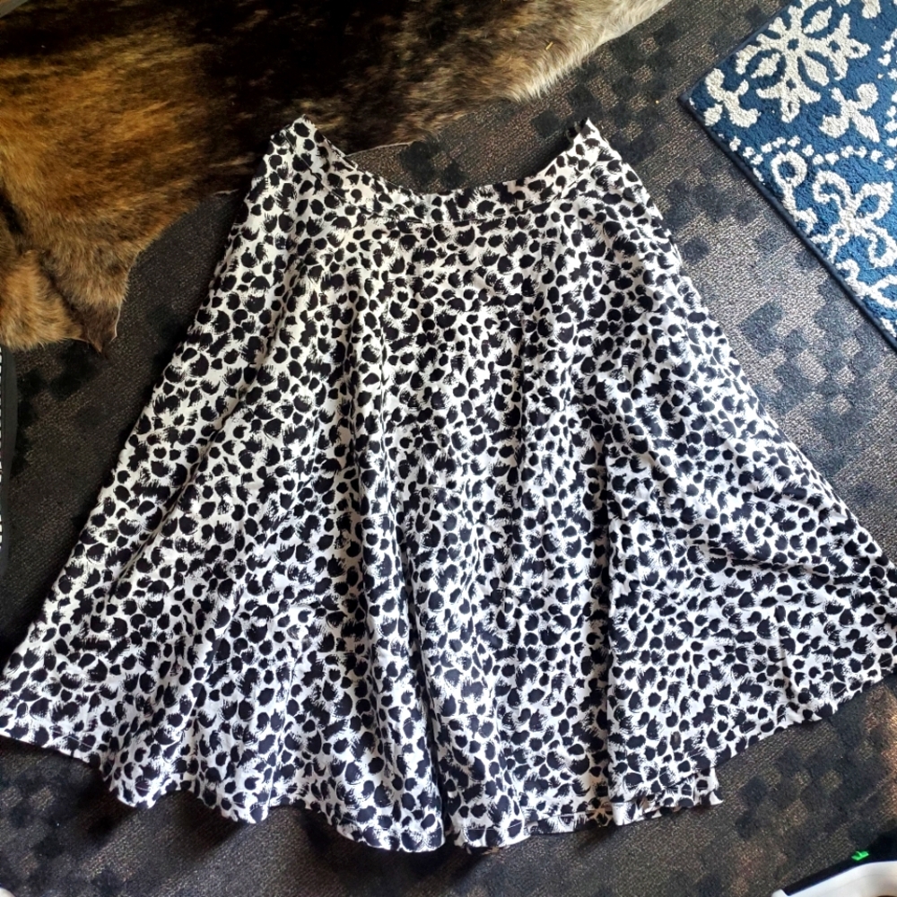 Lindy Bop retro pinup midi circle skirt plus 4X black white abstract print
